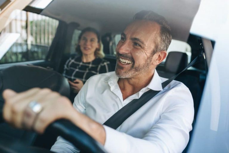 découvrez nos conseils pratiques pour alléger les frais liés à votre véhicule : astuces d'économie, entretien malin et solutions pour réduire vos dépenses automobiles au quotidien.