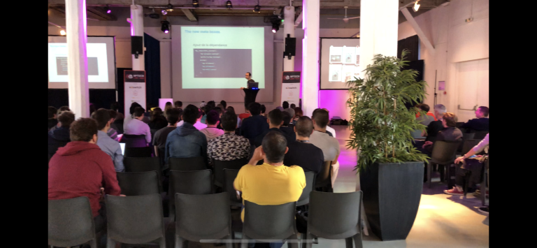 découvrez comment regrouper vos contrats d'assurance pour bénéficier de tarifs avantageux et simplifier la gestion de vos assurances.