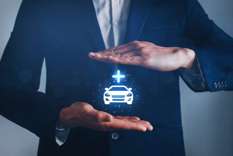 découvrez pourquoi l'assurance auto en france connaît une baisse des tarifs et comment profiter des meilleures offres pour économiser sur votre contrat.