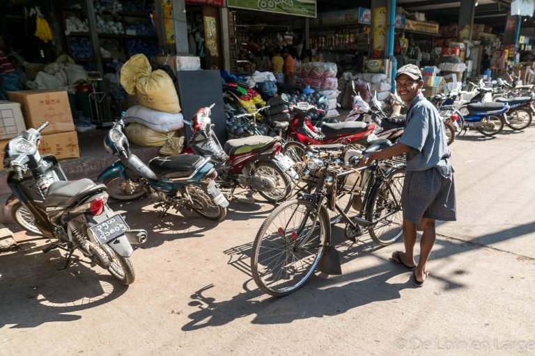 découvrez pourquoi le marché de l'automobile connaît un déclin marqué cette année et quelles sont les impacts économiques et sectoriels d'une période difficile pour l'industrie auto.