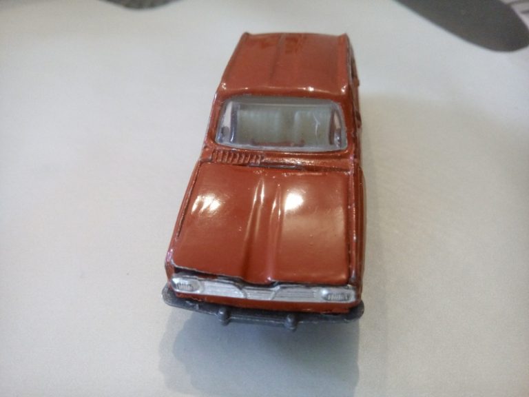 découvrez le 16e cambriolage des petites autos, un dernier coup qui marque peut-être la fin d'une série d'effractions. enquête et détails exclusifs.